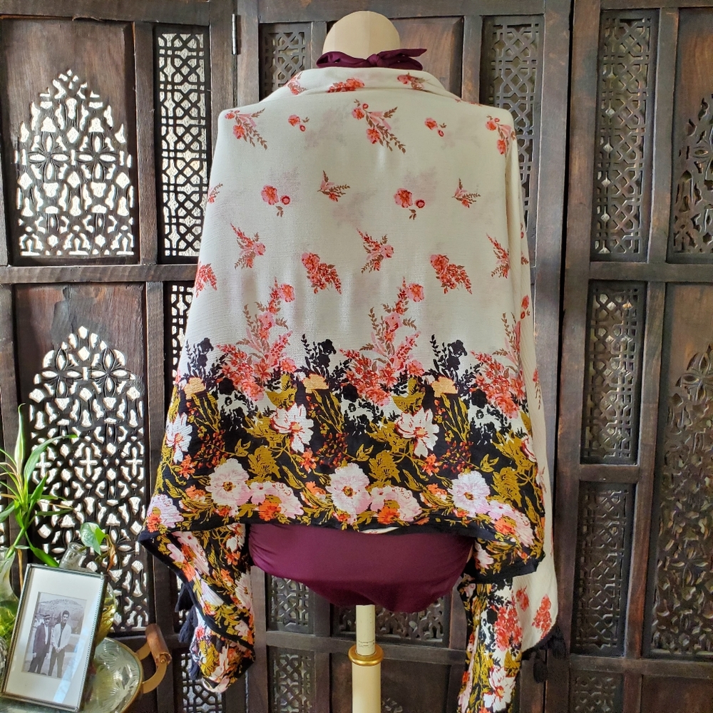 Free people floral Kimono cover up & wrap - Picture 8 of 16